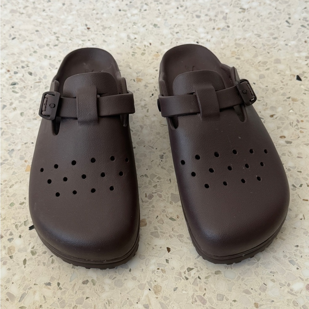 Skechers Luxe Foam Brown Slip-On Clog